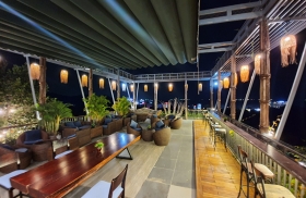 Terrace Bar